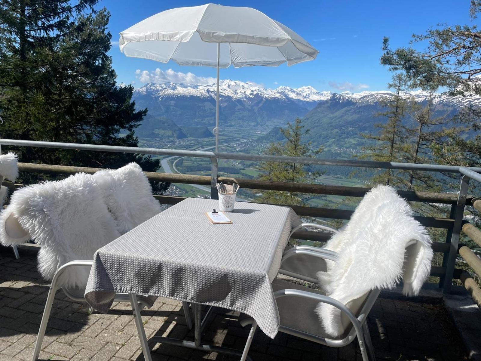 Berggasthaus Matu Hotel Triesenberg Luaran gambar